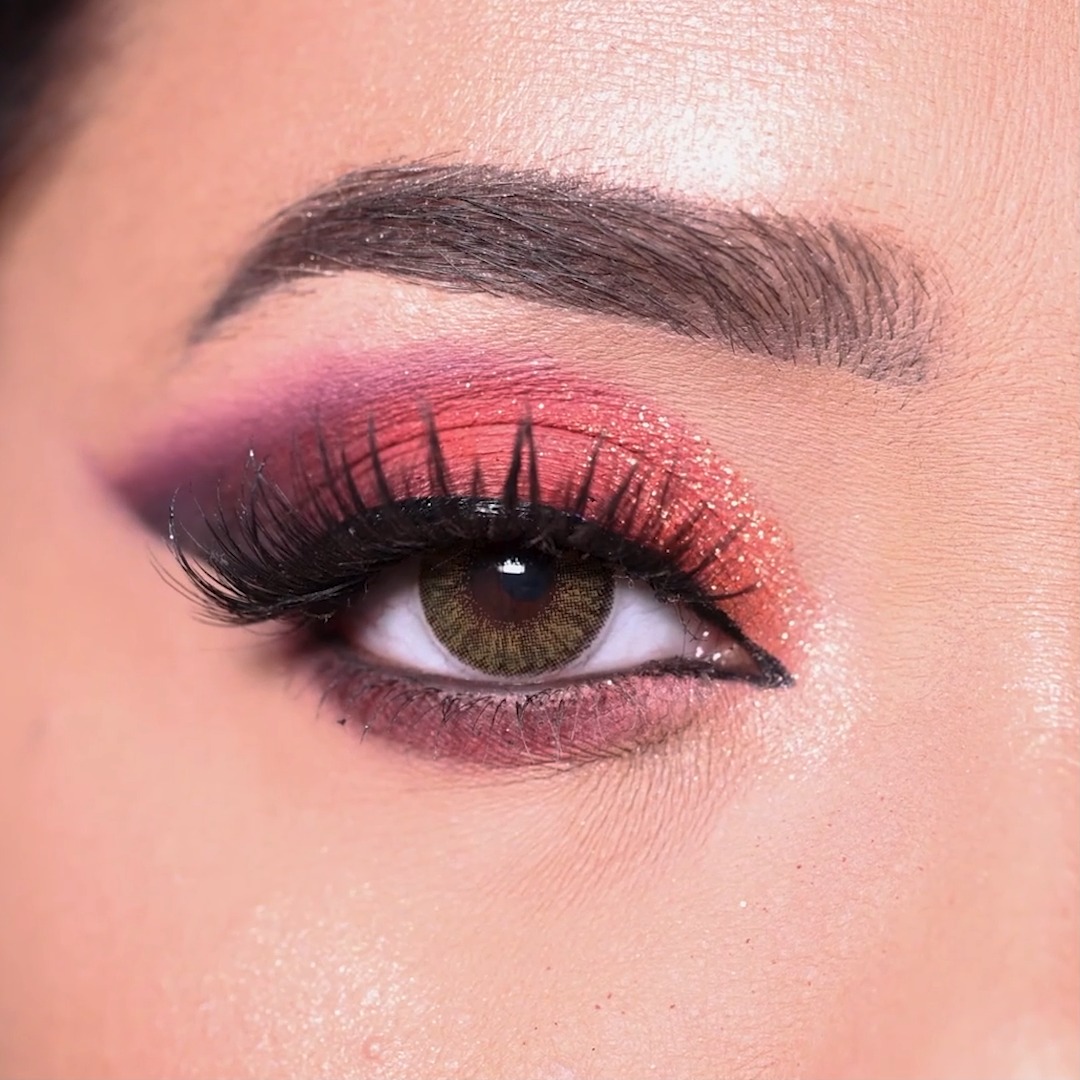 homecoming makeup ideas for red dress Eyeshadow Tutorial: Glitter Eye Look make up for red dress