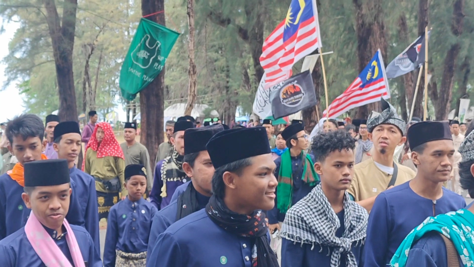 Suasana Nana ke Majlis perhimpunan terbesar MELAYU RAYA di Patani, yang ...