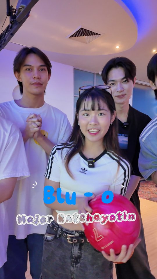 พามาดูบรรยากาศการโยนโบว์ลิ่ง ที่ Blu-o Major Ratchayotin ️💫 มาโยน ...