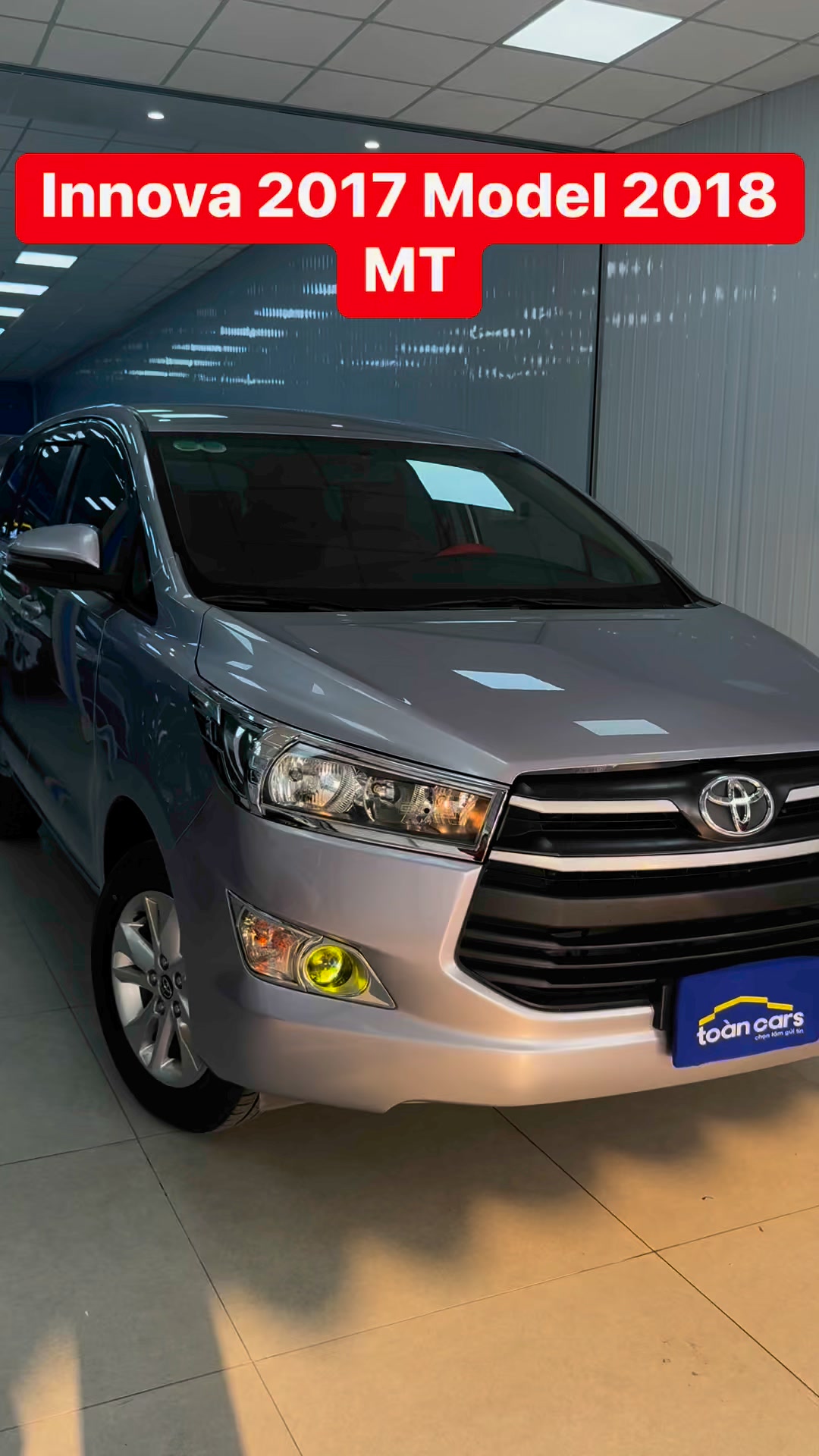 Innova 2017 Model 2018 Số sàn xe đẹp đồ chơi rất nhiều chạy đúng 14,9 ...
