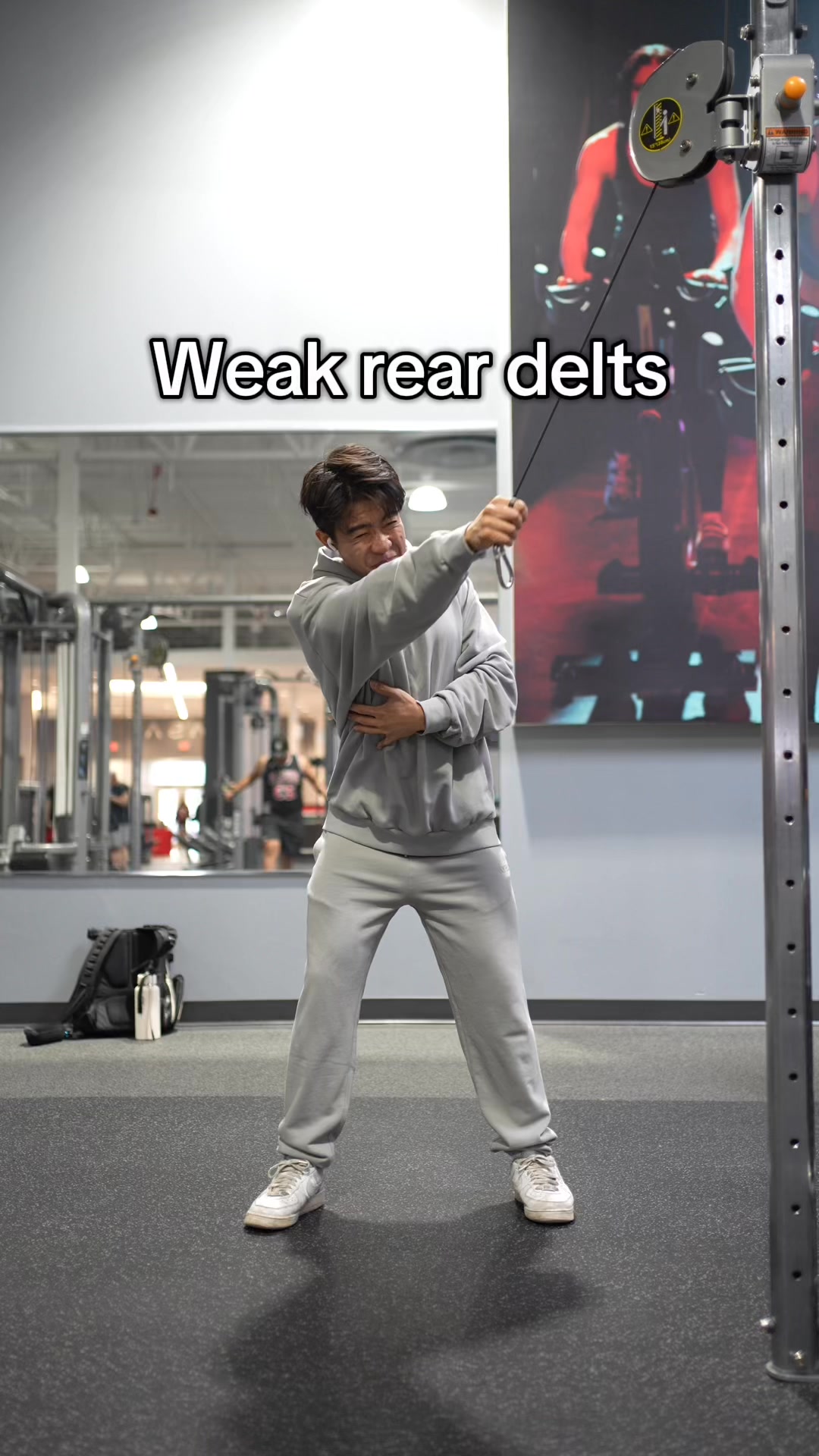 Weak rear Delts? #shoulders #shoulderworkout #shoulderbag # ...