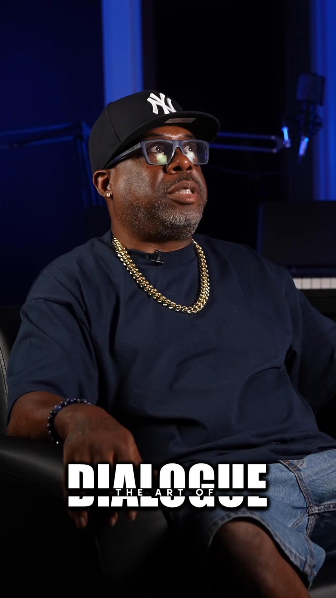 Rapper #KingTee details confrontation with #2Pac over red bandana. Part ...