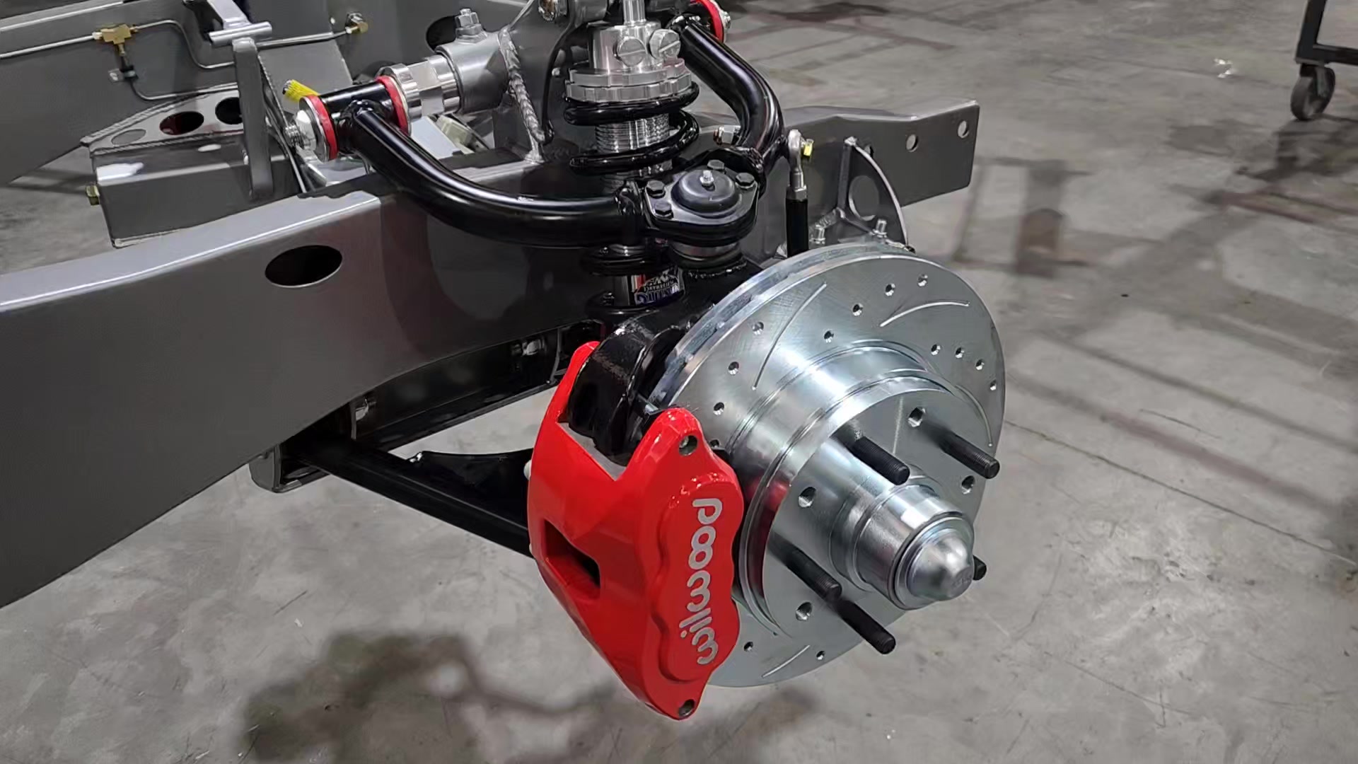 New adjustable front bumper mounts on ProTech chassis. | No Limit ...