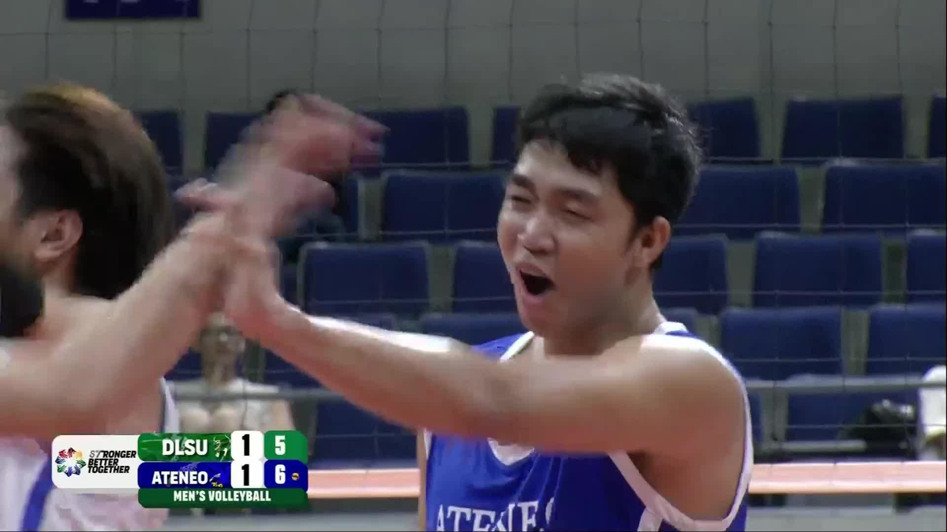 CLASSIC RIVALRY 🦅🏹 Ateneo's Amil Pacinio and DLSU's Vince Maglinao go ...