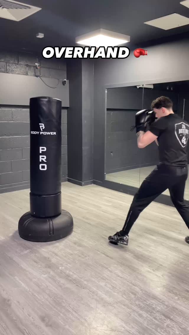OVERHAND 🥊 - #boxing #coaching #boxingcoaching #boxer #mma #boxingclass ...