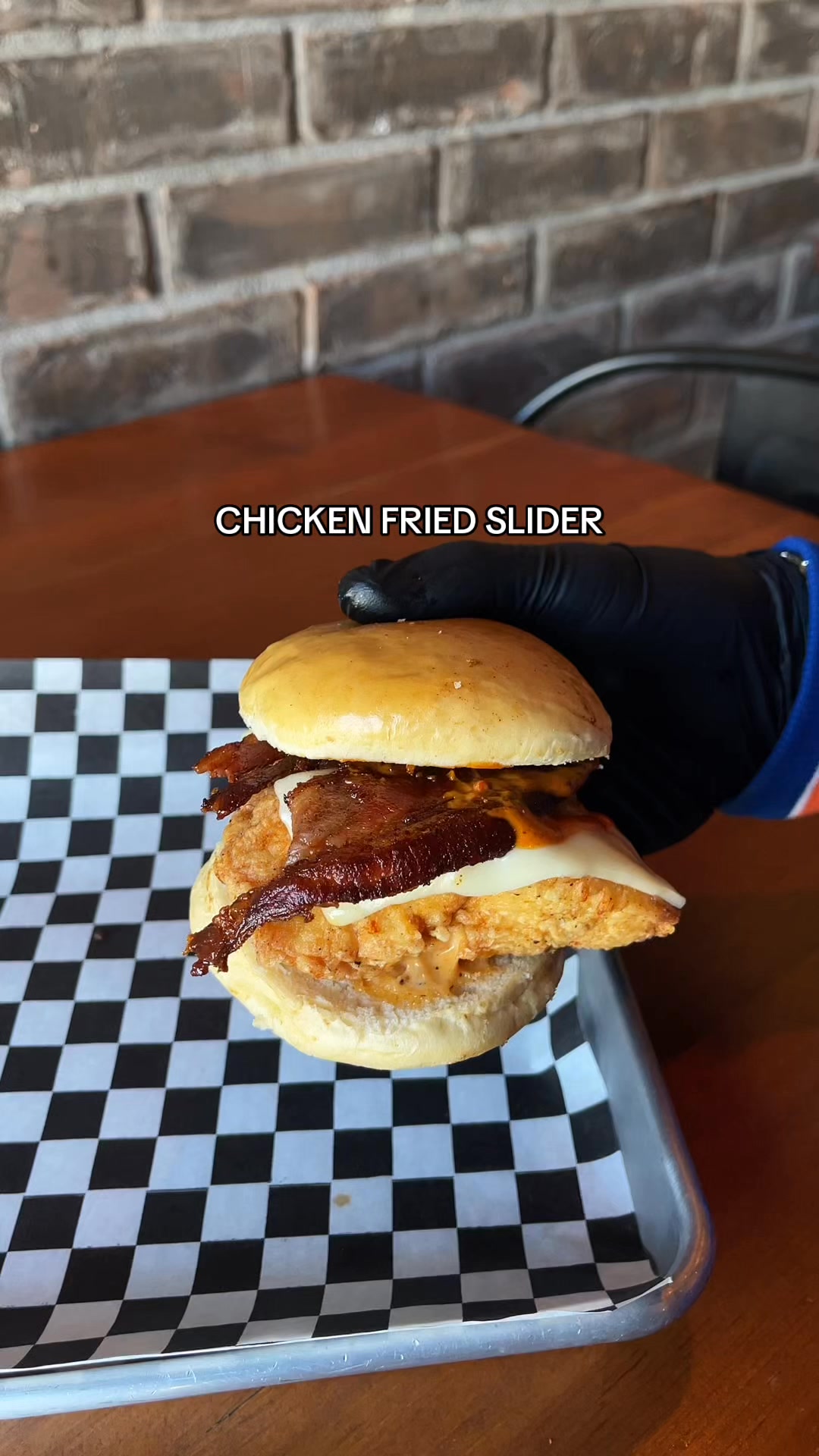 Junior Bacon - The world is better with Burgers.🍔 Terranova 716, Vista ...