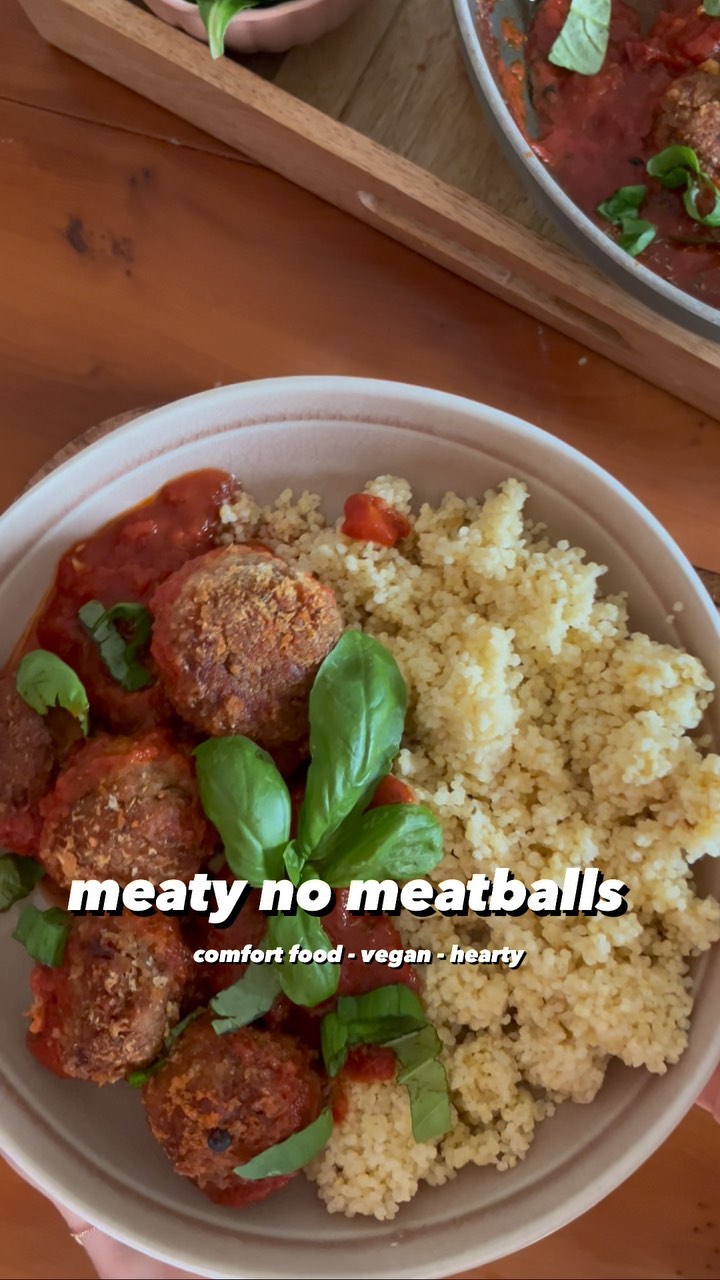 Veg soya meat balls, a healthy medium spicy option