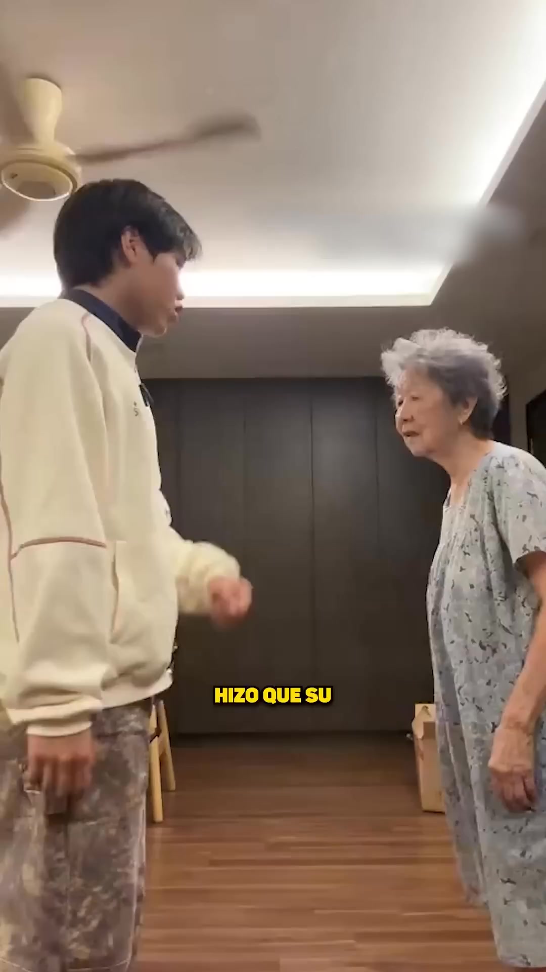 ESTE CHICO LE HIZO UNA GRAN BROMA A SU ABUELA 😱 #viral #videoviral # ...