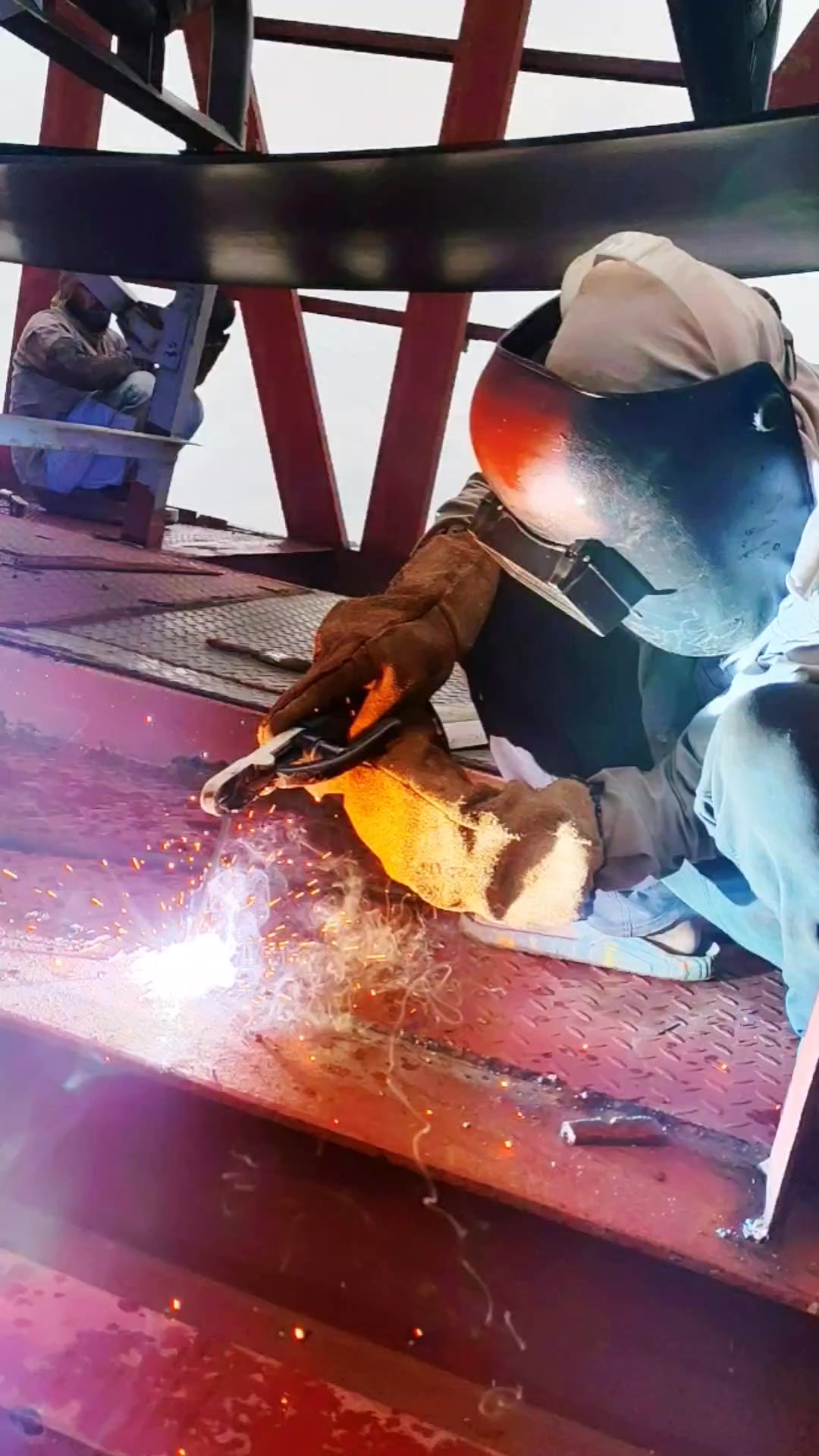 আগে উঠত এখন উঠে না 😄 #welding #ওয়েল্ডিংএরকাজ #welder | Md Masud Ali ...