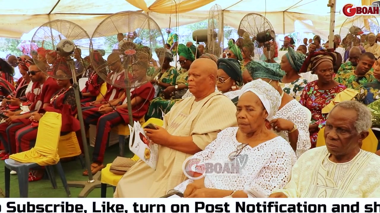 Tears & Memories! Woli Arole & His Mom Struggle to Hold Back Tears 
