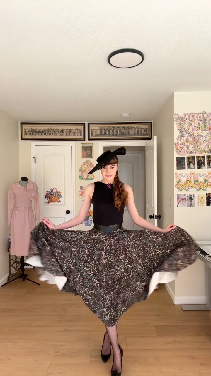 let's get dressed for the day 💕oufit details-hat-BABEYOND top- qinsen ...