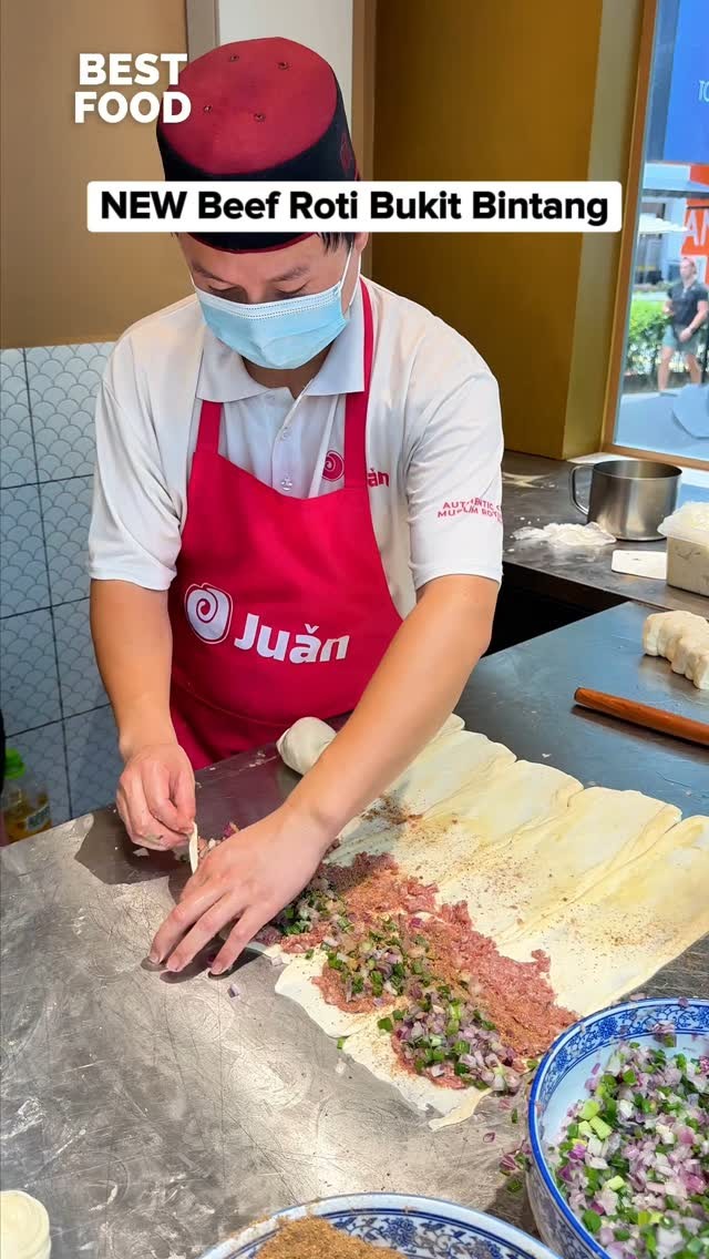NEW Chinese Beef Roti in Bukit Bintang 📍Juan Chinese Beef Roti, Lot S.6 ...