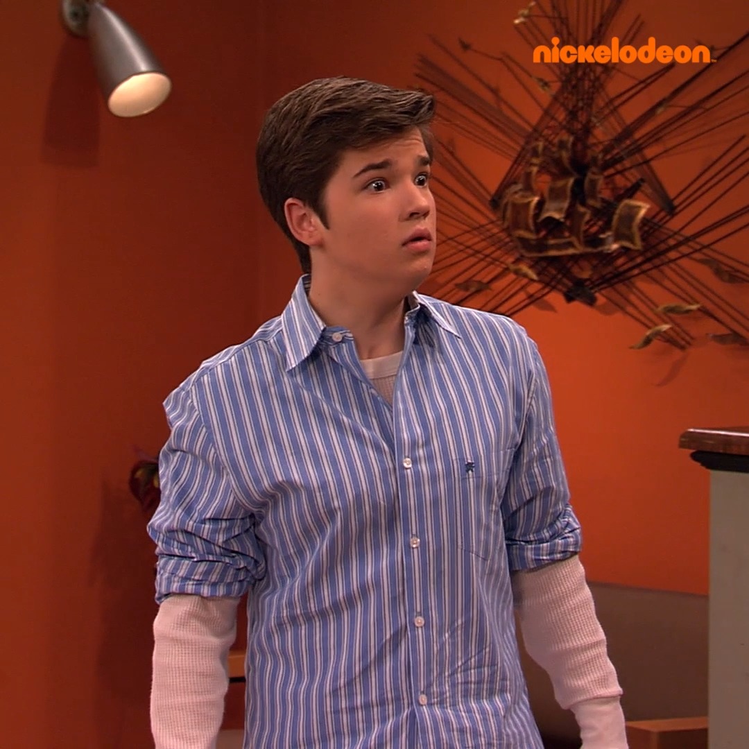 ¿Recuerdan el día que descubrimos que Lewbert SÍ sonreía? 🤣 ️ #iCarly # ...