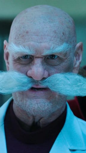 The sequence of Dr. Robotnik getting his head shaved happened on set ...