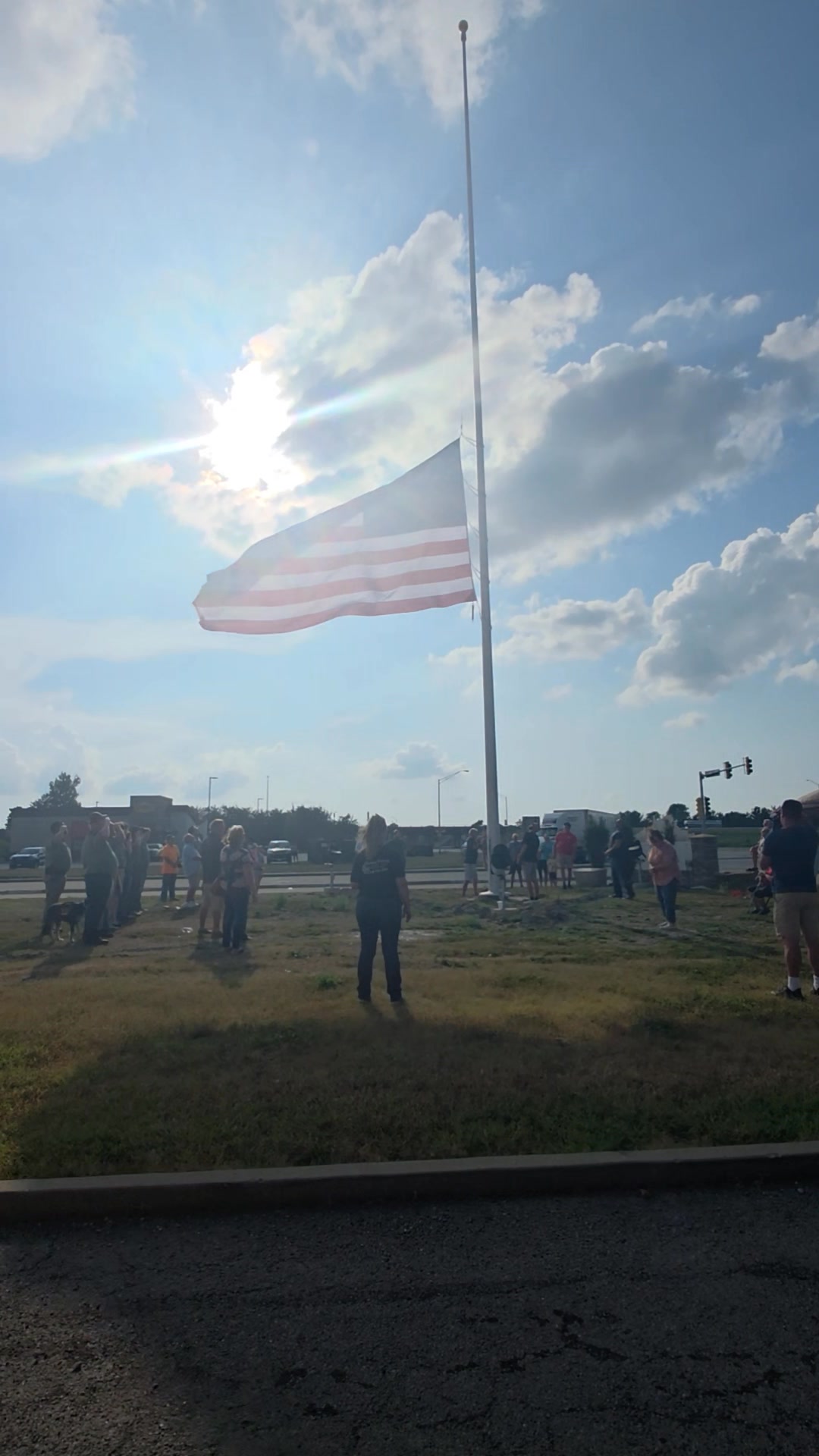 🇺🇸 Was lucky enough to catch the new flag being raised this evening at ...