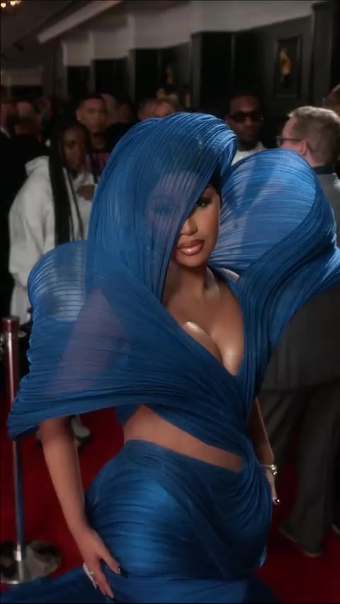 Cardi B Shuts The Red Carpet Down At The 2023 Grammys...💙, Shop Amazon Gift Cards: https://amzn.to/3tKvheK, @cardib | 9magtv