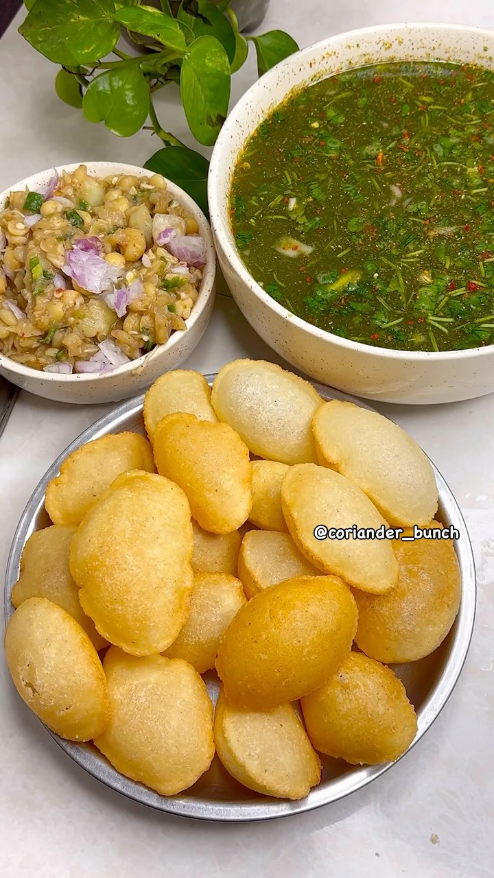 Homemade suji pani puri 😋 Pani puri ki puri recipe 😊😋 Panipuri recipe 😋 ...