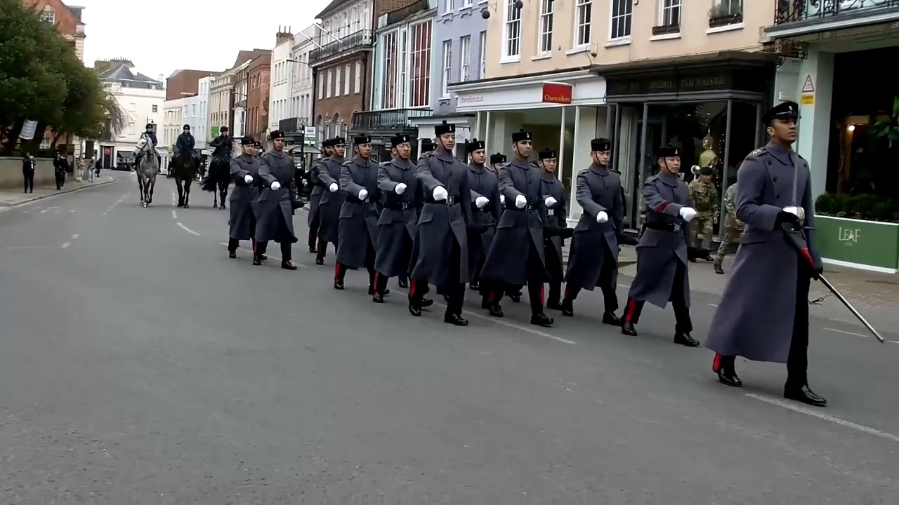 The Band and Bugles of the Rifles leading 22 Regiment Royal Signals up ...
