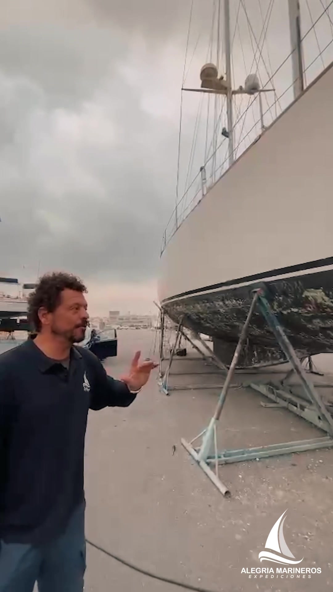 probando-el-casco-alegria-marineros-seguimos-haciendo-pruebas-al