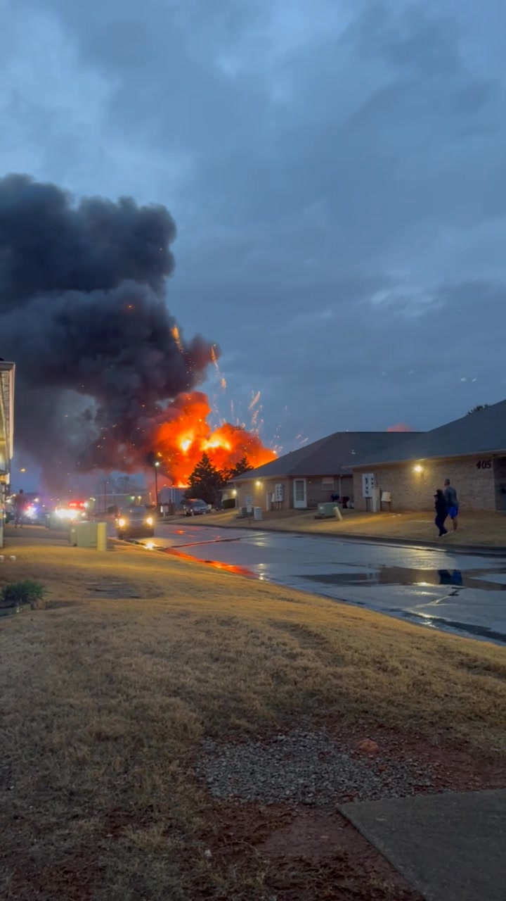Below are some pictures and videos from the Tuscumbia, Alabama gas ...