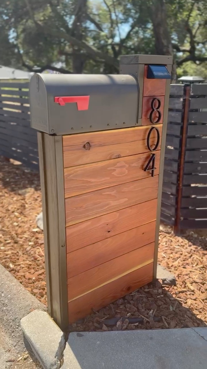 Ready to upgrade your curb appeal? This Modern Redwood Mailbox is one ...