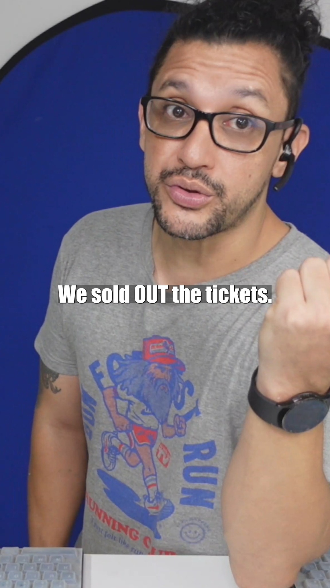 Te ayudo a entender la preposicion OUT un poco mejor. Quieres saber ...