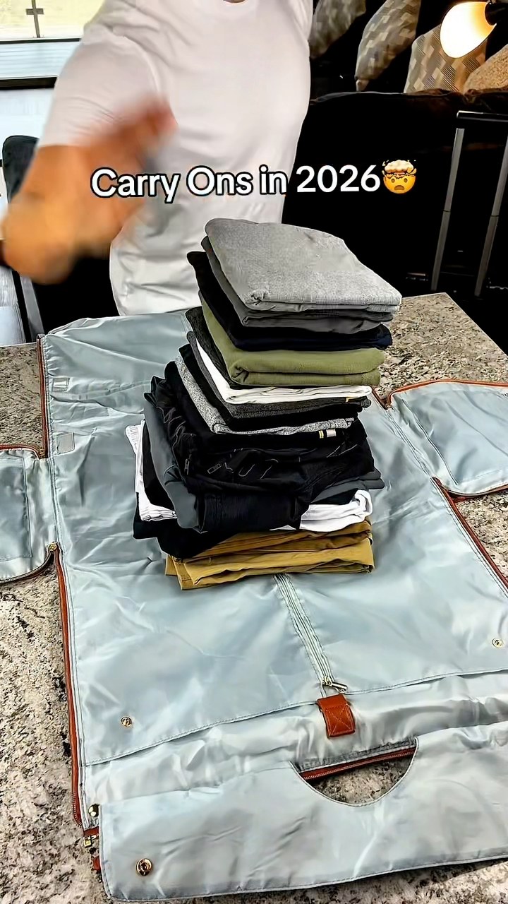 How to avoid baggage fees 100% of the time🤑 #travelbags #travelhacks # ...