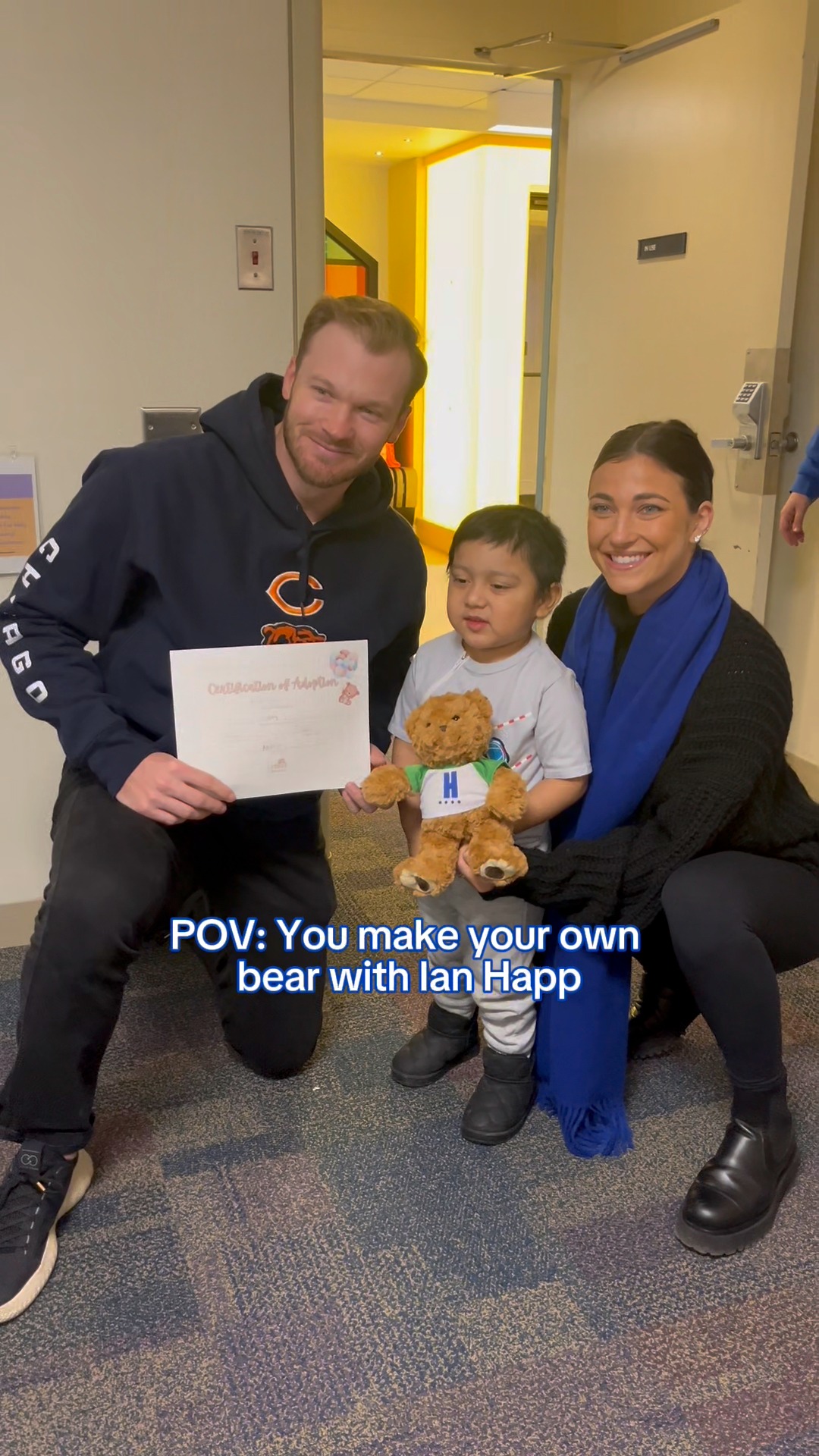 Chicago Cubs player Ian Happ and his wife, Julie, made a special visit ...