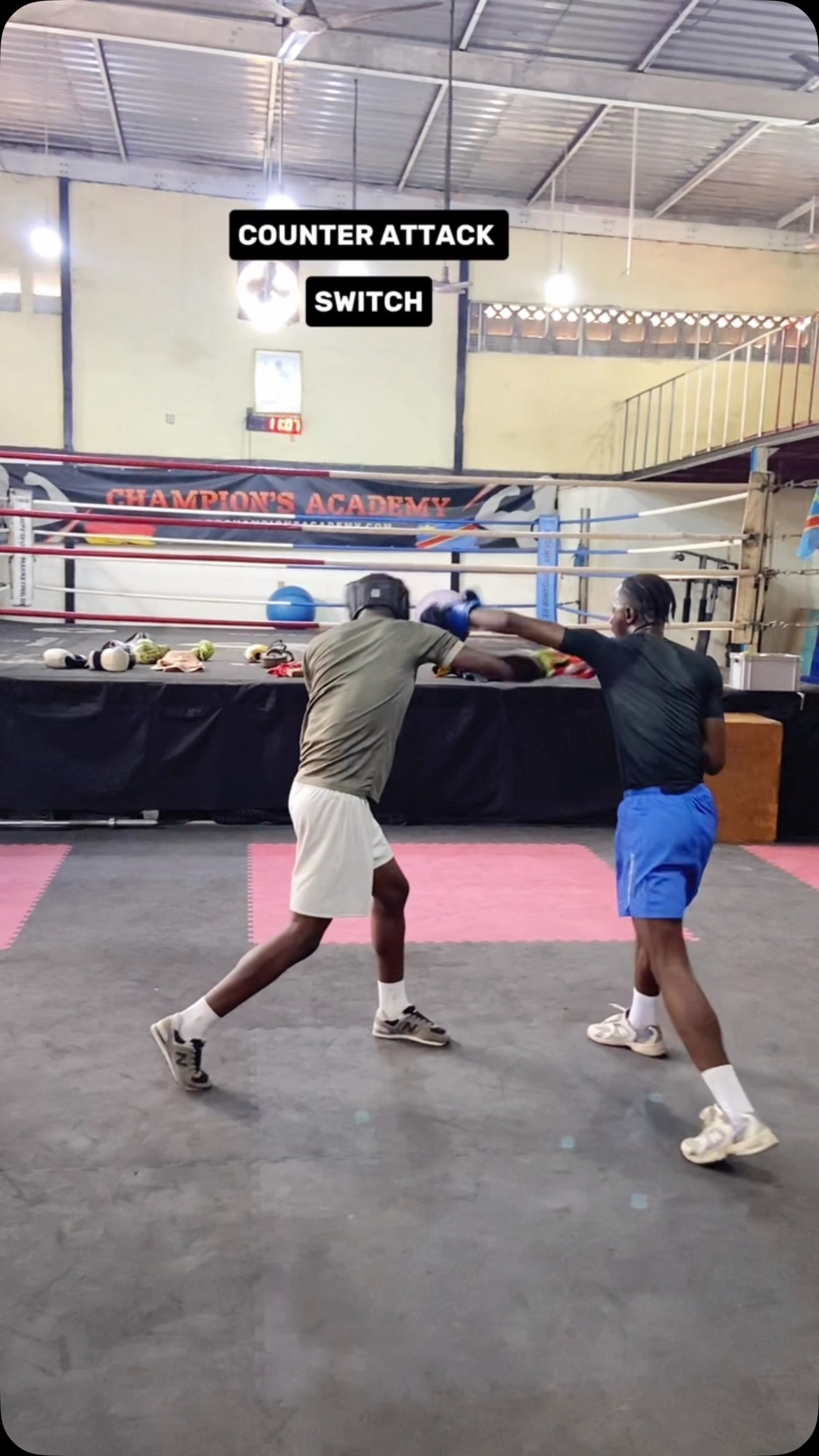 COUNTER ATTACK - - - - - - #usaboxing #boxing👊 #boxeo #boxingusa #mma # ...