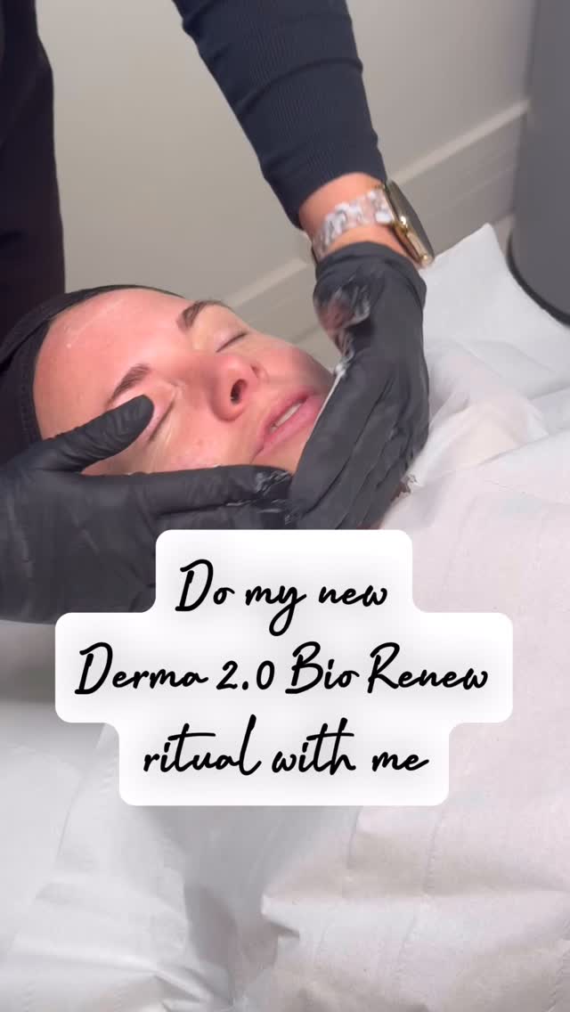 🚨New Treatment Alert!🚨 The Derma 2.0 Bio Renew Ritual combines the bio peel followed by microneedling with the bio cocktail in one sitting, for the ultimate regenerative treat for your skin! £160 for 