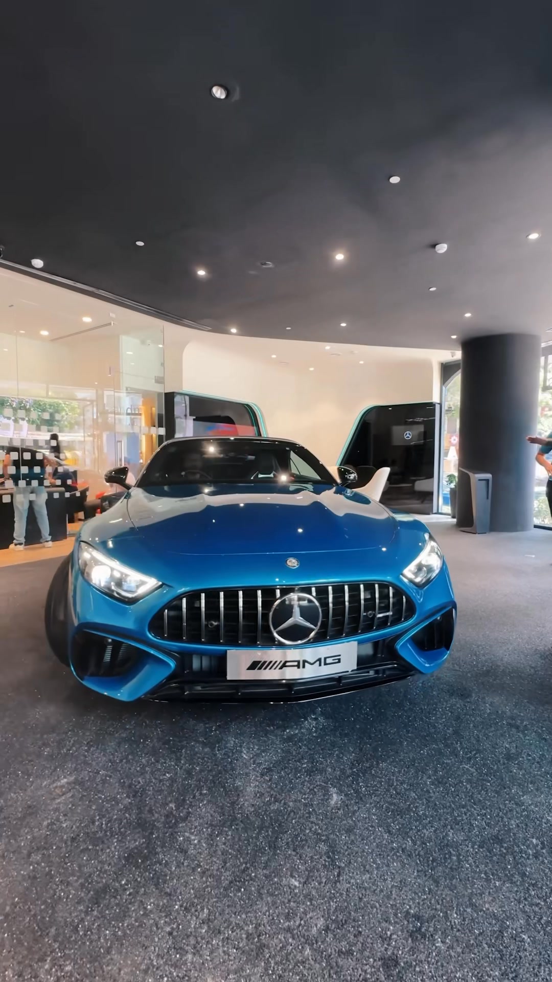 Feeling blue never looked so good! The stunning blue Mercedez-Benz
