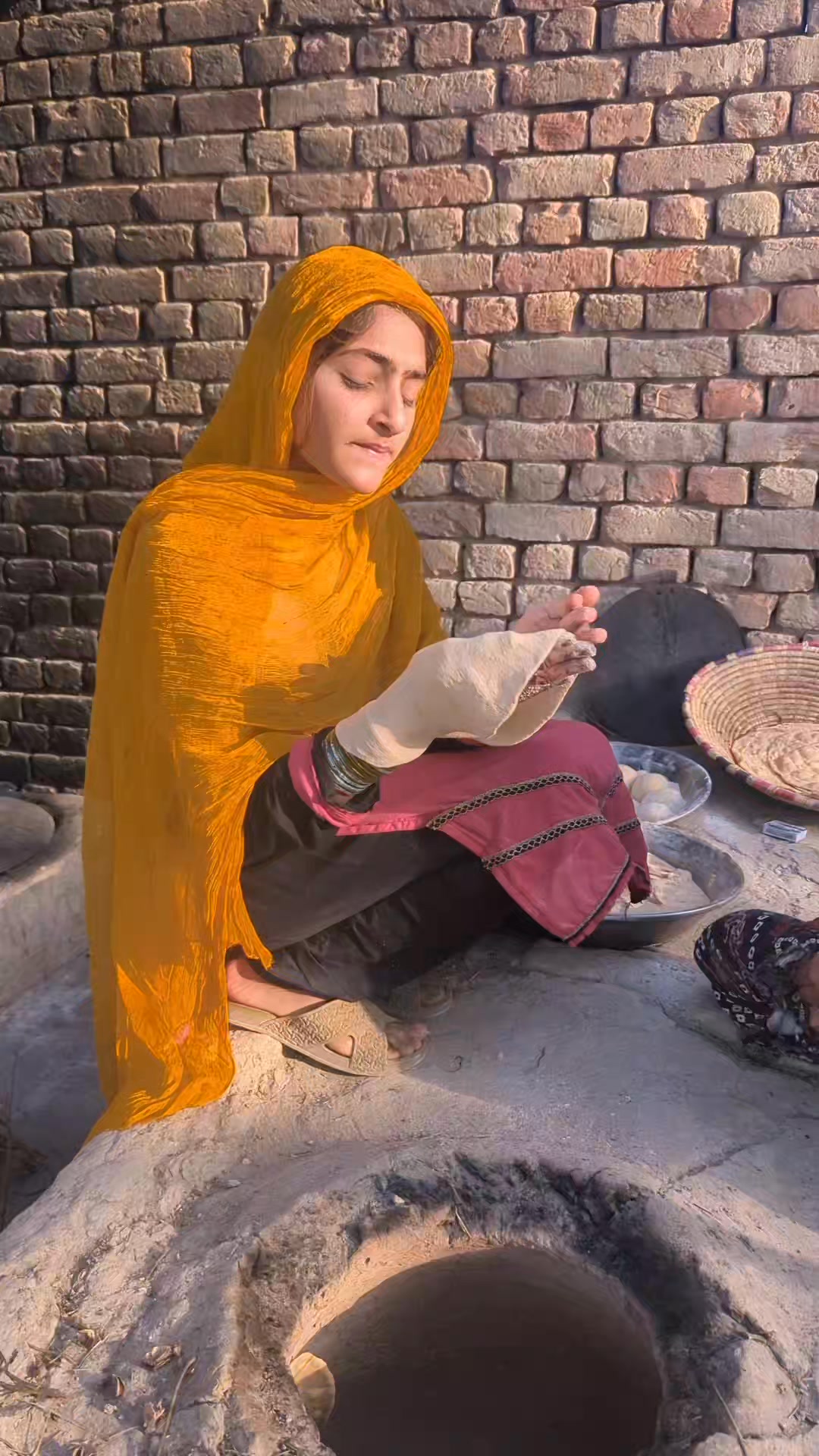 Sobia Farman Village on Reels | Facebook