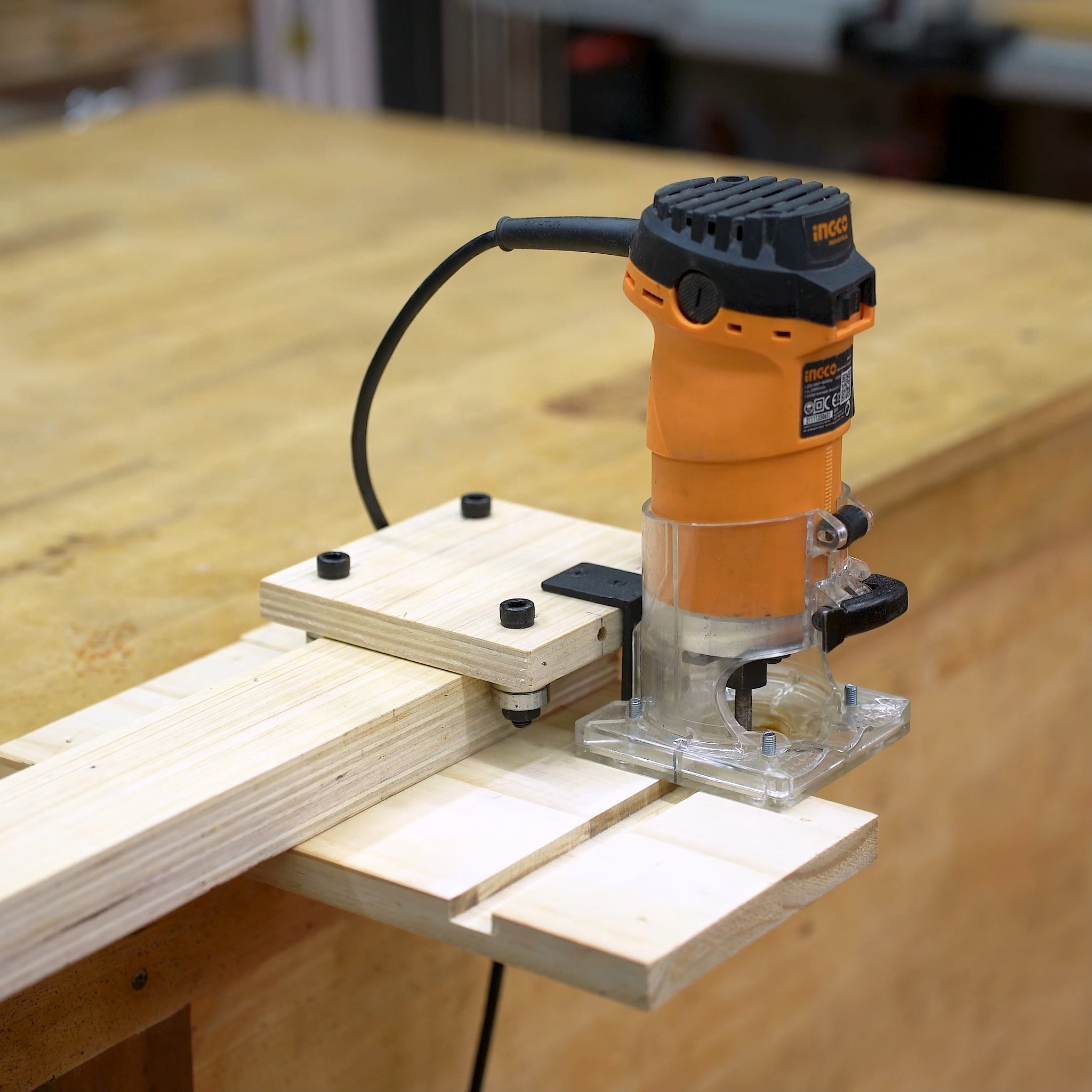 Genius DIY Router Slide Rail Guide For Woodworking Techniques ...
