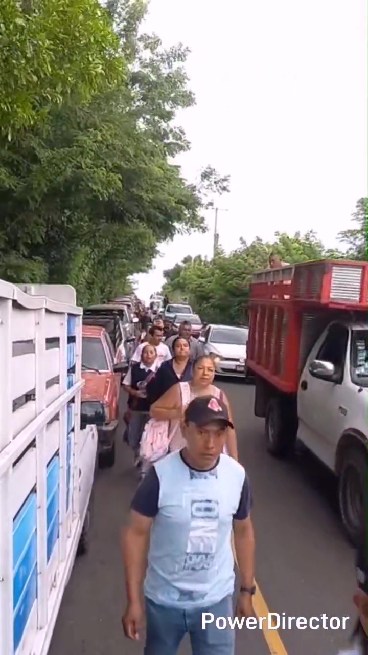 MÁS DE 1000 PERSONAS DESPIDEN AL EMPRESARIO CESAR PREZA GALINDO 