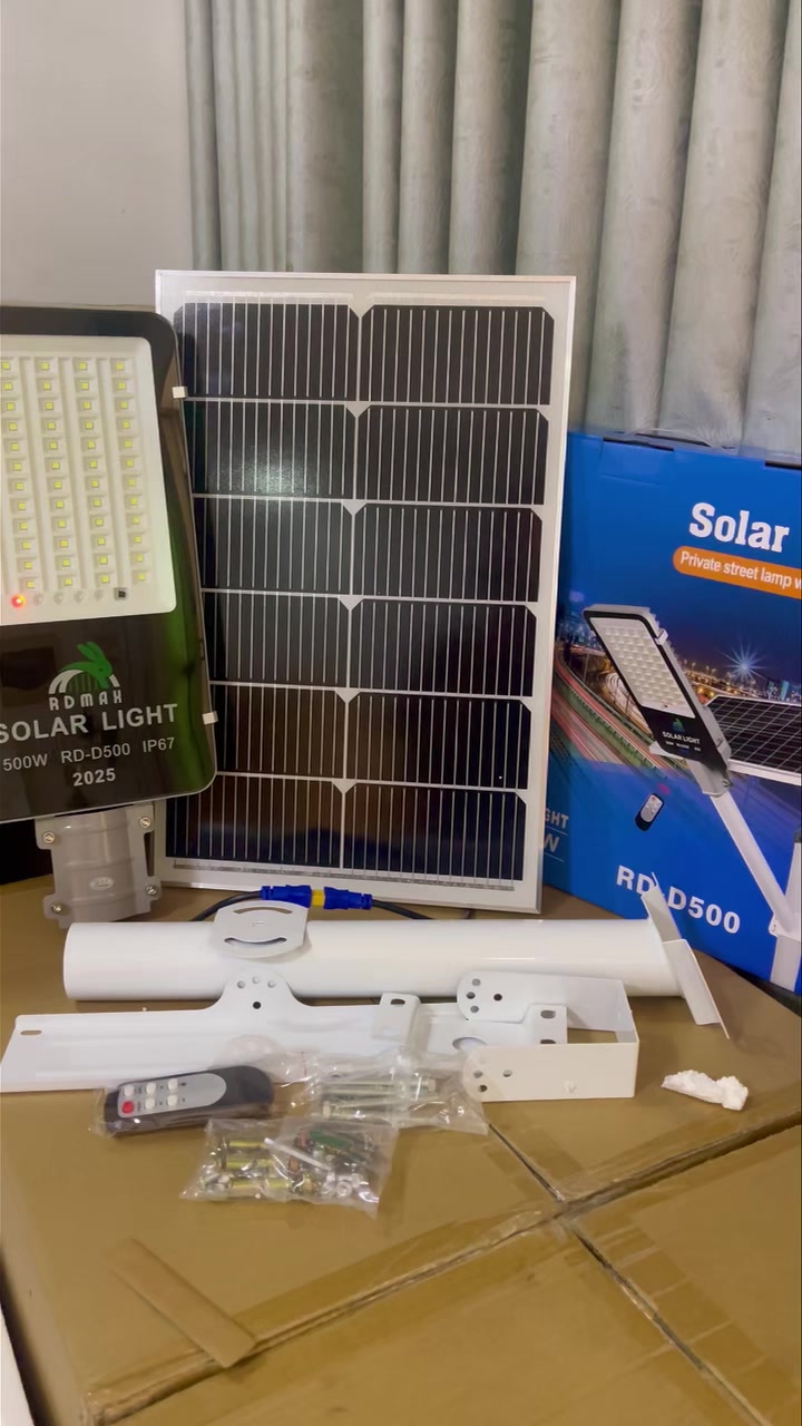 MAX Light Solar - និមិត្តសញ្ញានៃគុណភាព