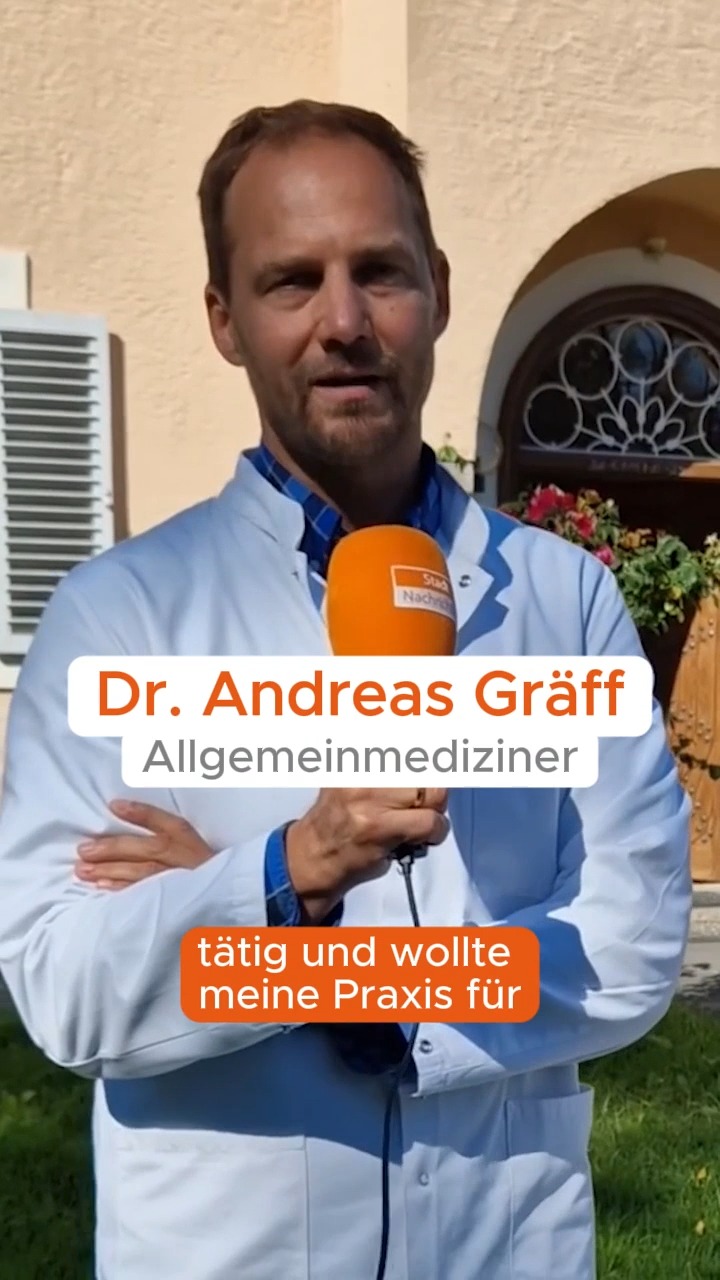 Die Allgemeinmediziner Dr. Andreas Gräff und Dr. David Kummer planen ...