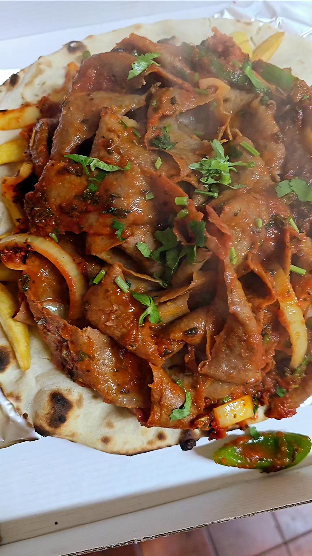 Donner Stir Fry Box - Nan bread with 🔥 Chips 🔥Juicy Donner meat mixed ...