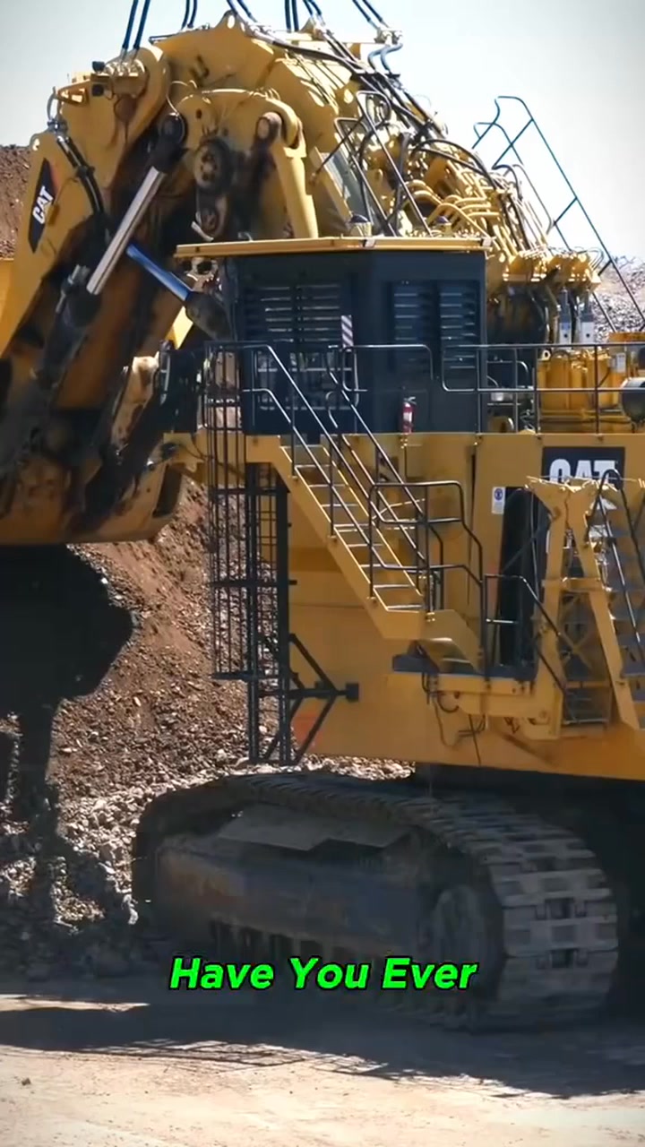 The Caterpillar 6090FS: The World's Largest Hydraulic Excavator # ...