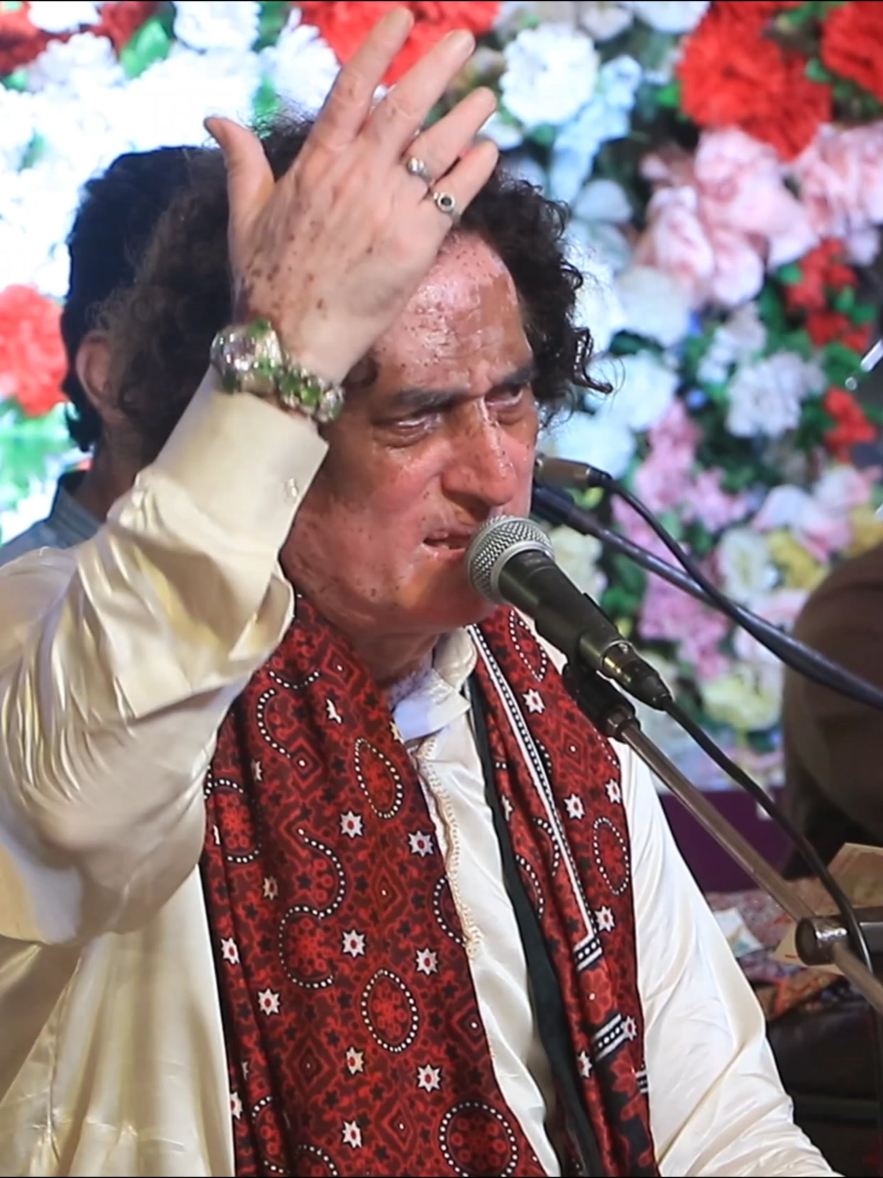 Arif Feroz Qawwal #bestharmounium #sazina #tabla #tablamusic # ...