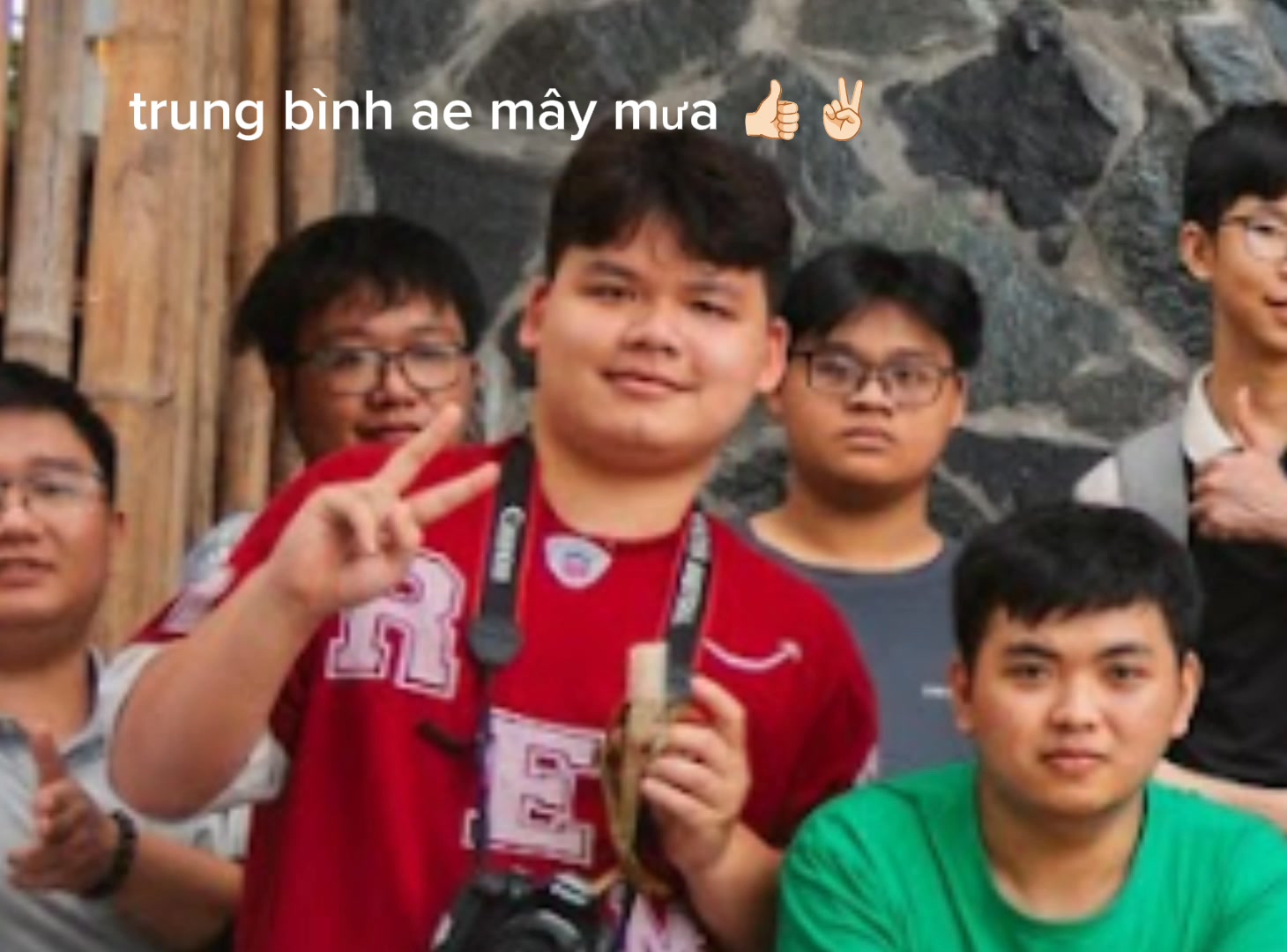 Mây Memes はい