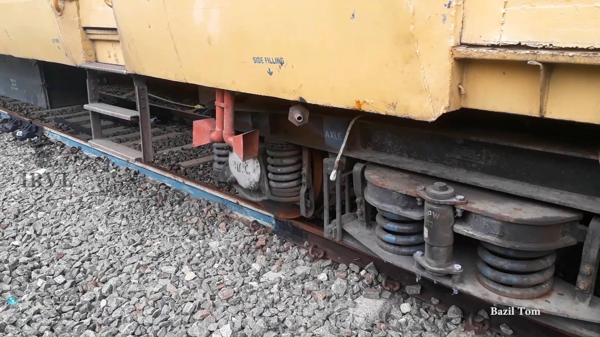Indian Railway ICF Coach Under View Video Bazil Tom Integral Coach ...