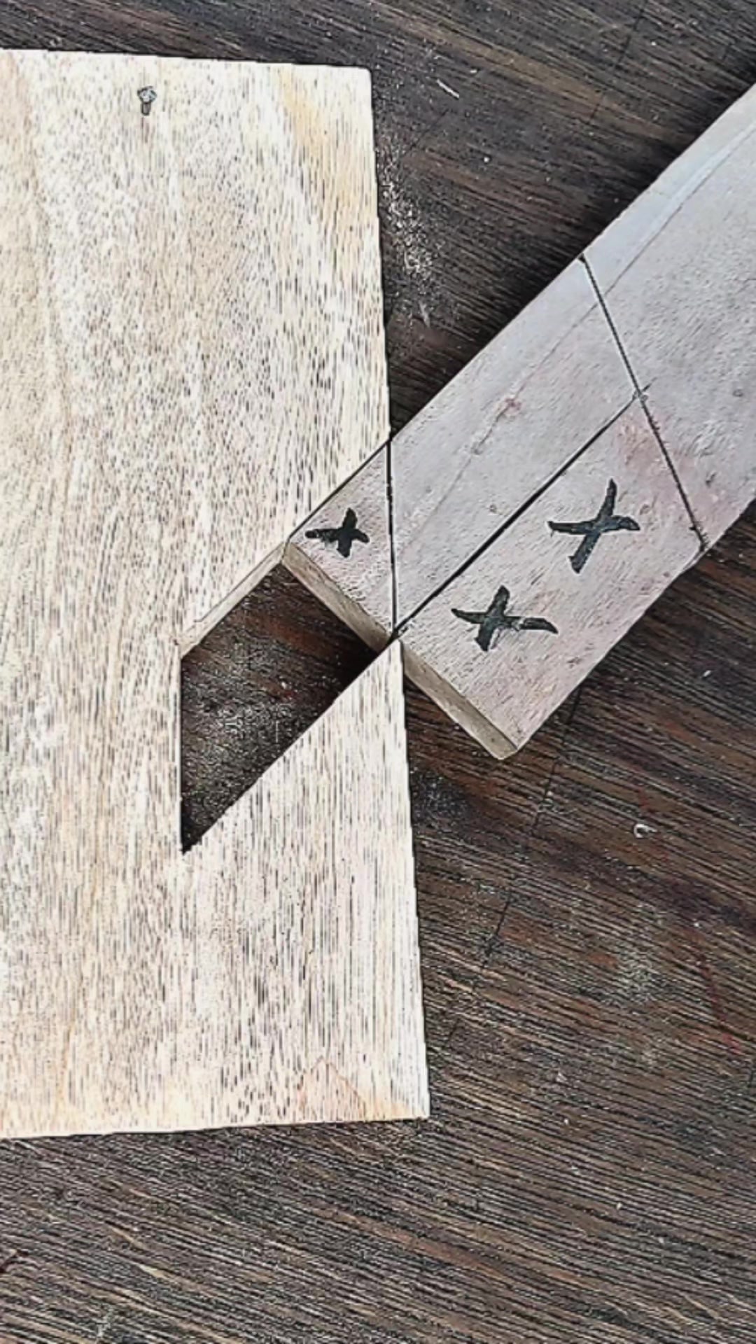 The easiest way to measure wood angles with precision and accuracy🪵🪚 # ...
