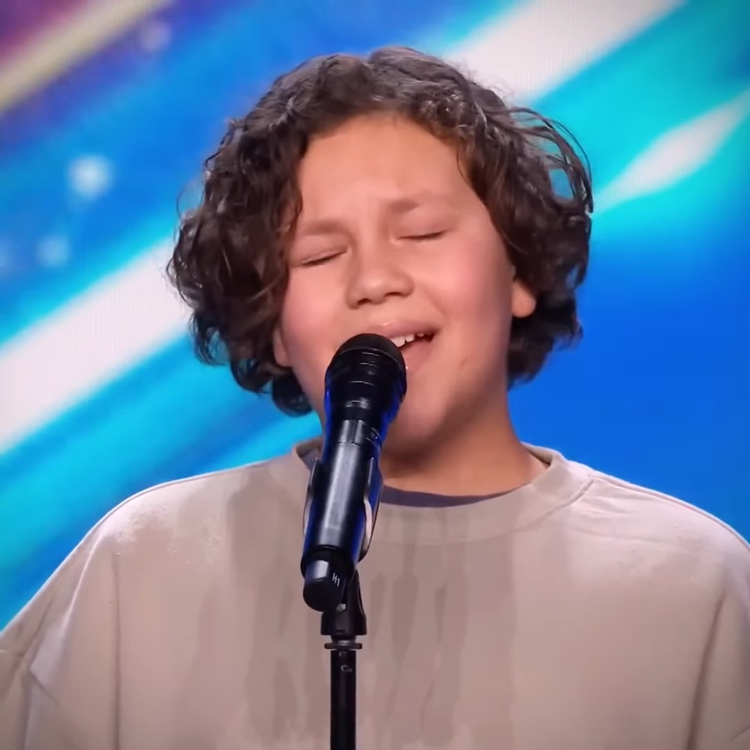 SINGING CAT Noodle has us fee-line good! | Auditions | BGT | SINGING ...