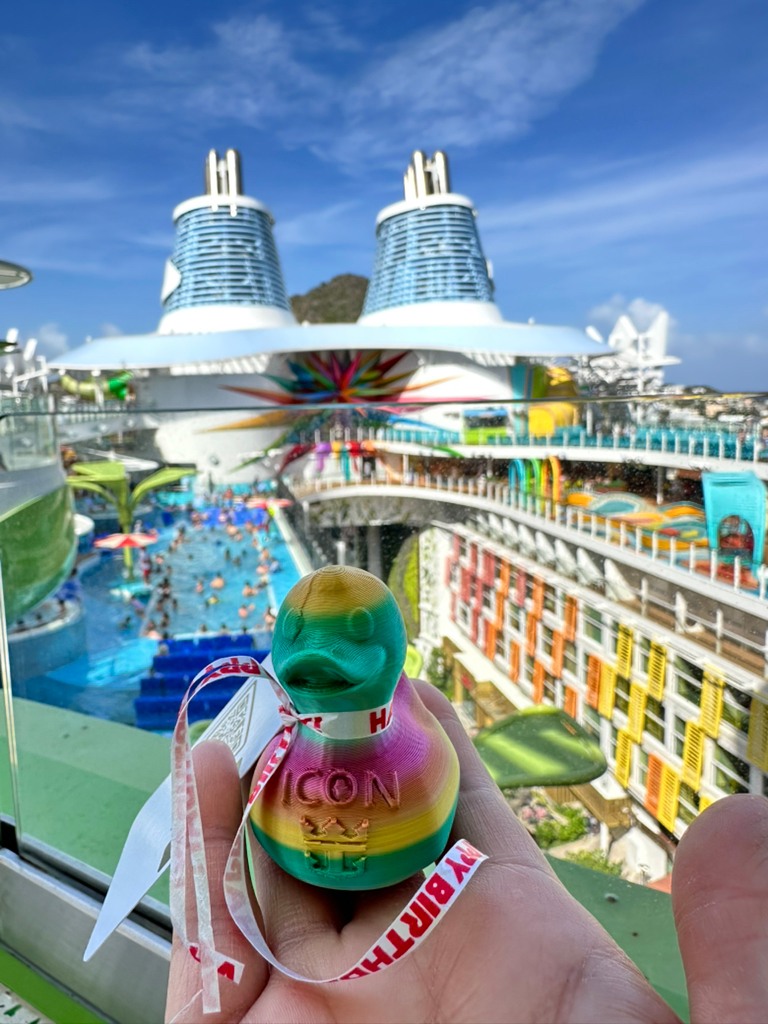 🛳 Icon of the Seas｜海上最大郵輪的夢幻之旅【遊記篇】 如果你覺得自己搭過郵輪已經見多識廣，等你走上 Royal ...