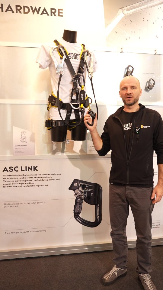 ASC LINK, a patented solution that combines a chest ascender and a ...