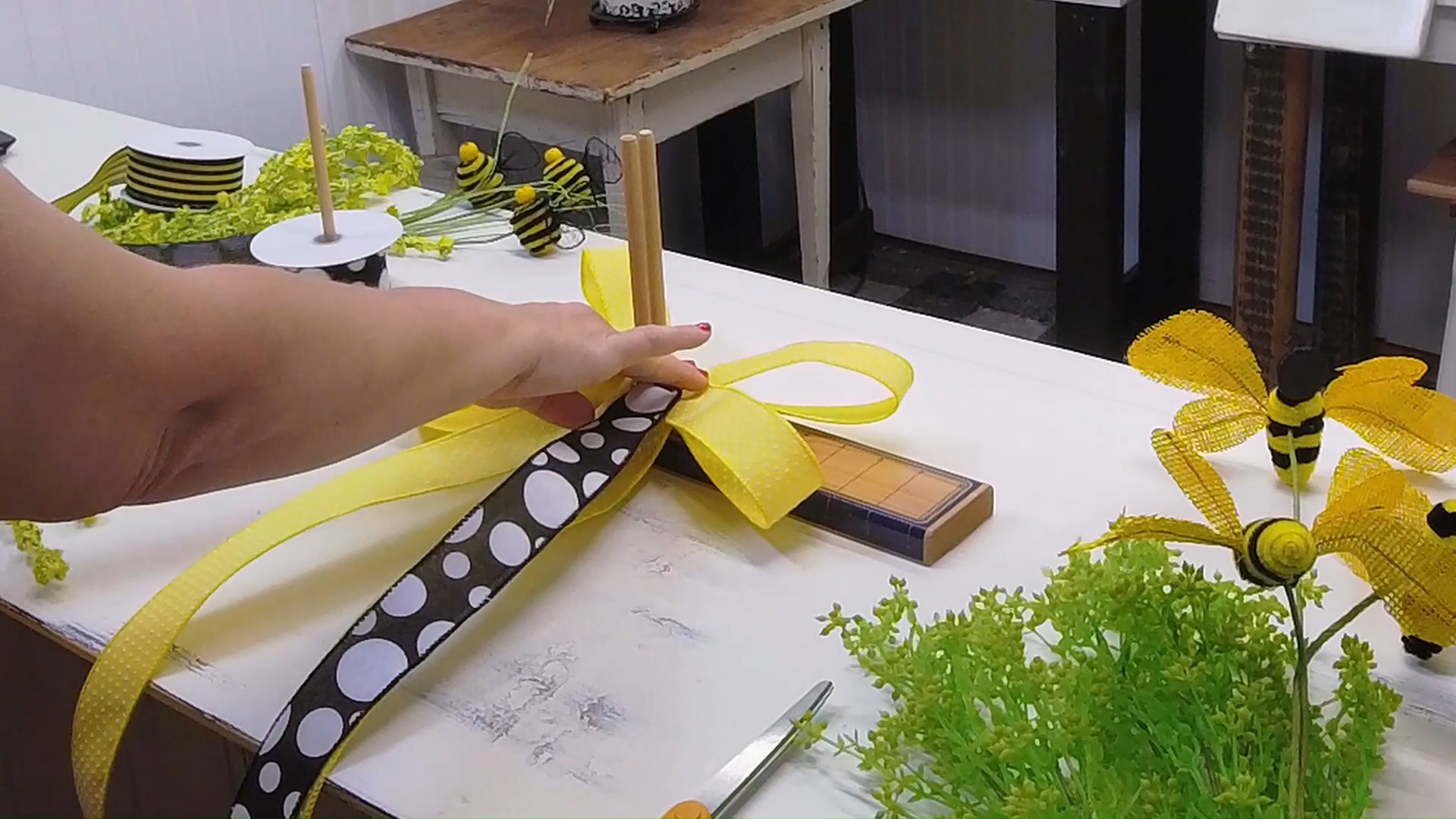 Let me show you how I take three different patterned wired ribbons to ...