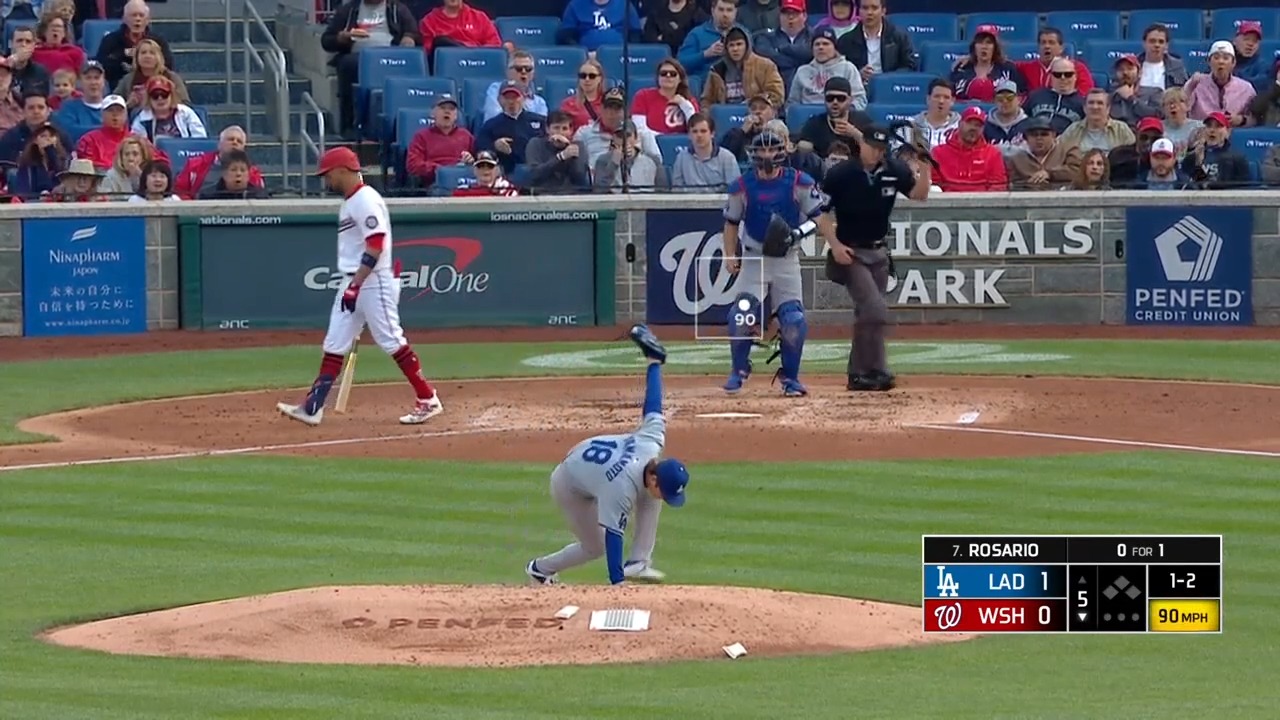 104.8 mph off the bat? Yoshinobu's reflexes are insane. 😳 | Los