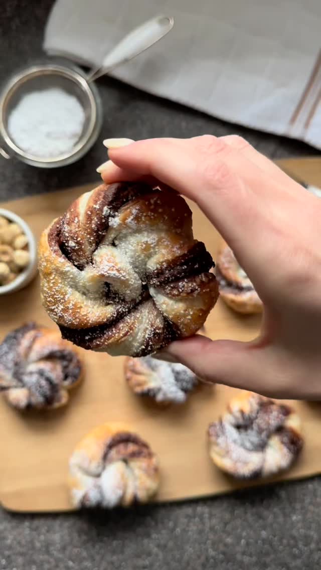 Twist up dessert with this irresistible Puff Pastry Hazelnut Swirl ...