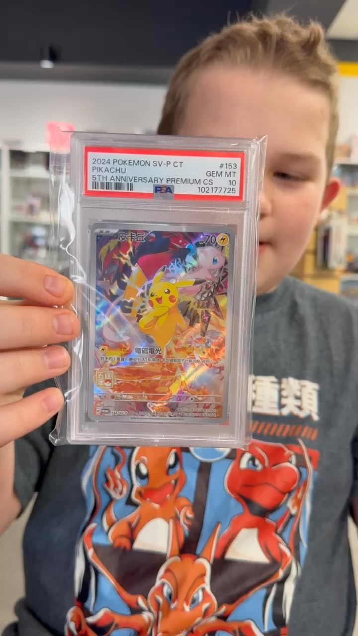 Would you trade for this? 🤔⚡ This young collector just flexed a