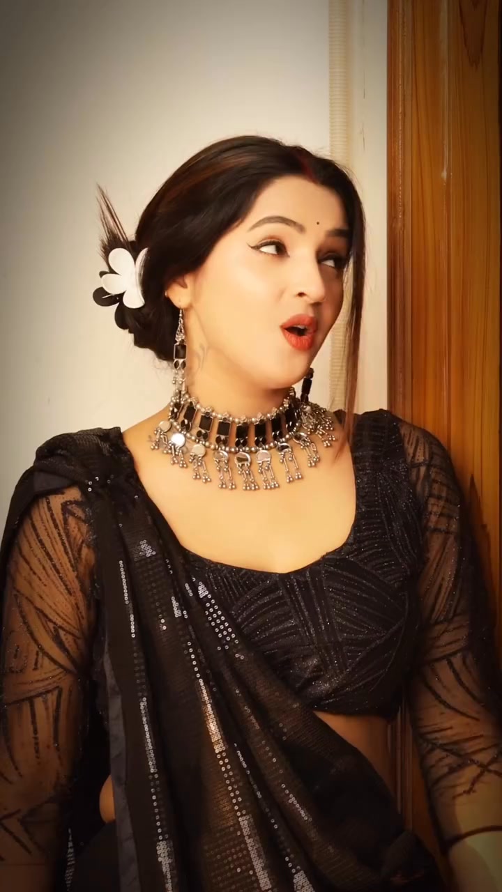 🙈🙈 | Neha pathak ki duniya | Facebook